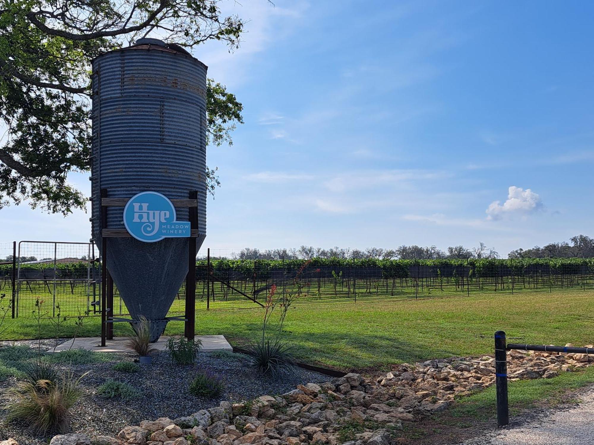 The Container Retreat @ 290 Wine Trail #10 Welcome Friends! Hye المظهر الخارجي الصورة